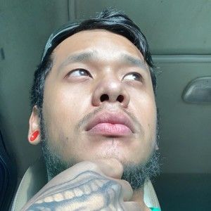 Meet your Posher, Carlos